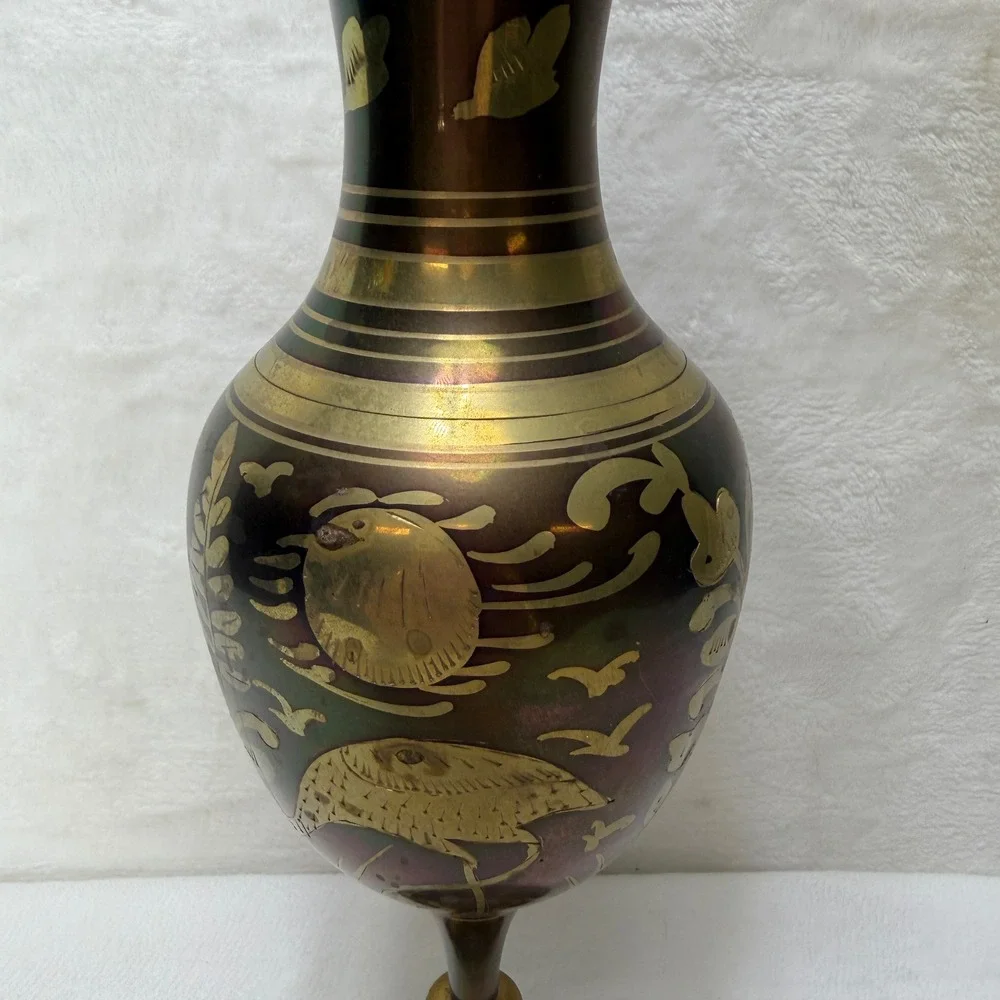 VTG Iridescent Brass Vase Etched Heron Floral Scalloped Rim Pedestal‎ 12 inch
